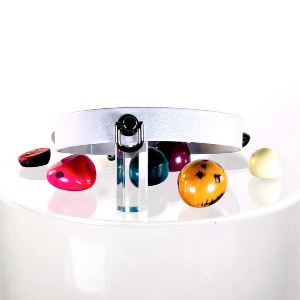 SiaLinda Sonderedition: Halsband Lamm Nappa hell grau pur, mit Kristall oder mit O-Ring - SONDERPREIS - SiaLinda.com